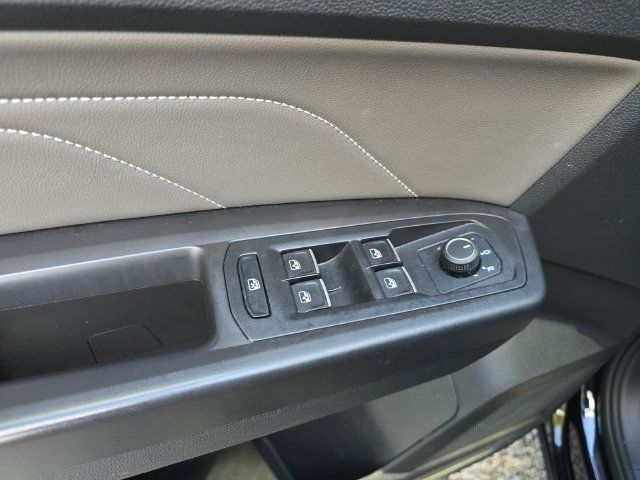 Used 2022 Volkswagen Atlas SE AWD/4WD image 22