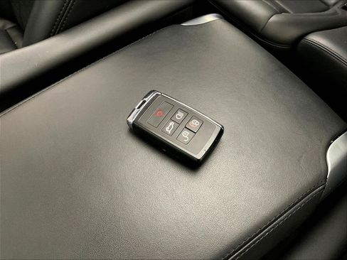 Used 2019 Land Rover Range Rover Sport HSE Dynamic AWD/4WD image 35