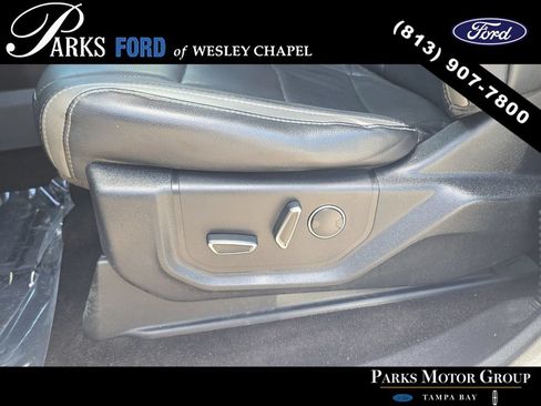 Used 2018 Ford F150 Raptor w/ Equipment Group 802A Luxury AWD/4WD image 18