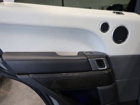 Used 2022 Land Rover Range Rover Sport SVR image 33