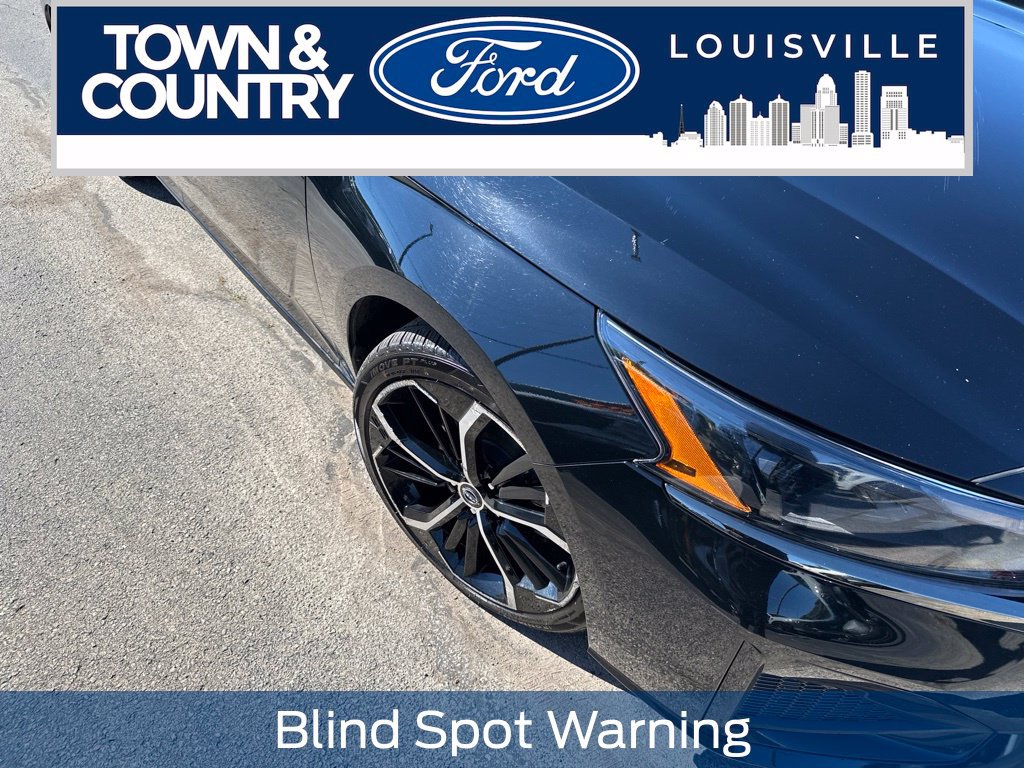 Used 2024 Nissan Altima 2.5 SR w/ SR Premium Package FWD image 10