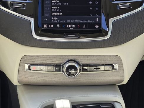 Certified 2023 Volvo XC90 B6 Plus w/ Protection Package Premier AWD/4WD image 20