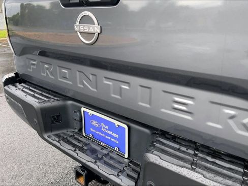 Used 2022 Nissan Frontier SV w/ Technology Package RWD image 30