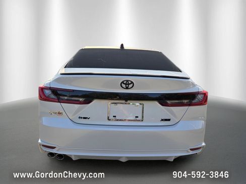 Used 2025 Toyota Camry XSE FWD image 4
