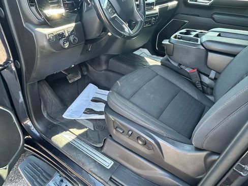 Used 2024 Chevrolet Silverado 1500 LT w/ Convenience Package II AWD/4WD image 10