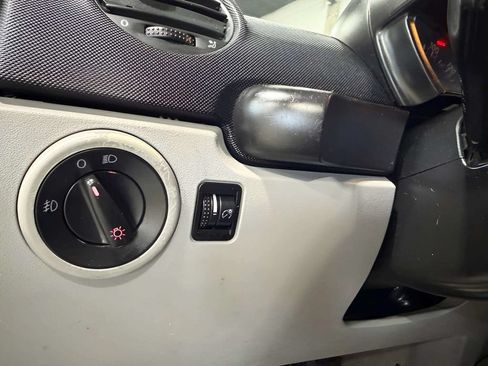 Used 2003 Volkswagen Beetle GLS FWD image 27