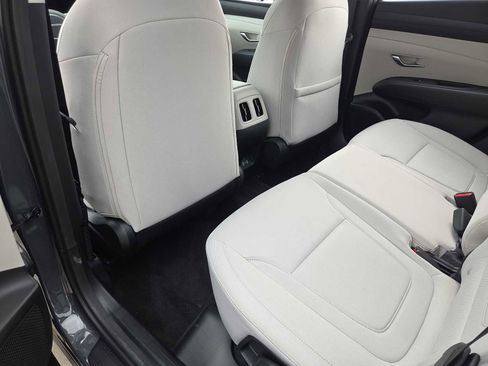 New 2026 Hyundai Tucson SEL image 18