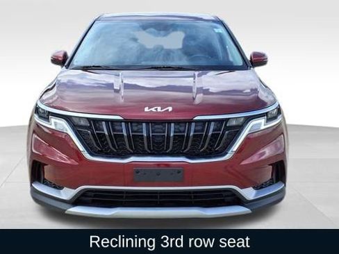 Used 2024 Kia Carnival LX image 2