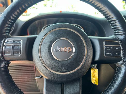 Used 2016 Jeep Wrangler Sport w/ Quick Order Package 24S AWD/4WD image 23