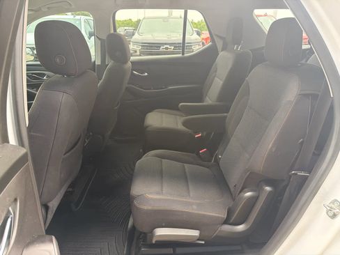 Used 2018 Chevrolet Traverse LT AWD/4WD image 25