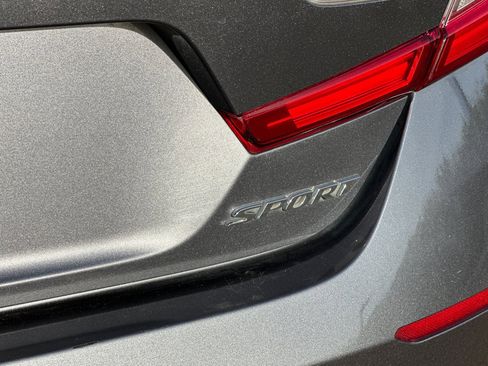 Used 2019 Honda Accord Sport image 27