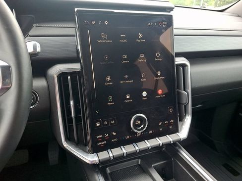 New 2026 GMC Acadia Elevation AWD/4WD image 11