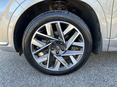 Certified 2023 Hyundai Santa Fe Calligraphy image 12