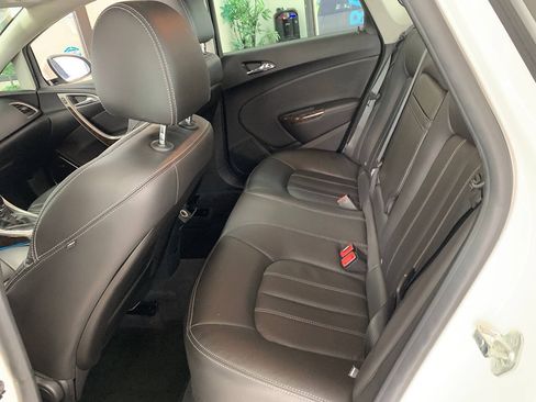 Used 2013 Buick Verano Premium FWD image 13