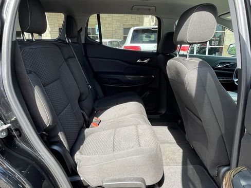 Used 2018 GMC Acadia SLE FWD image 33