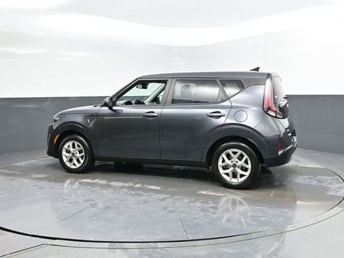Used 2024 Kia Soul LX w/ LX Technology Package image 6
