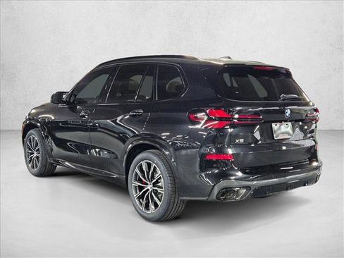 New 2026 BMW X5 M60i image 8