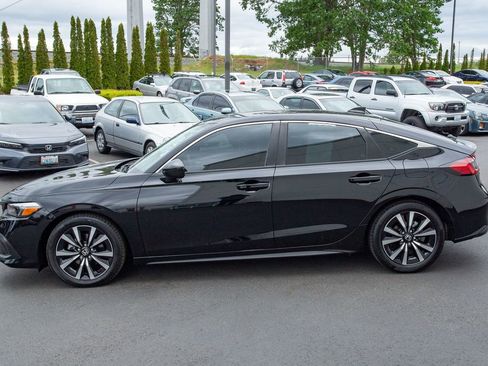 Certified 2024 Honda Civic EX-L image 8