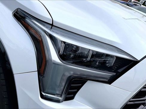 Used 2024 Toyota Sequoia Platinum image 30