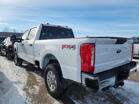 Used 2024 Ford F250 XLT w/ FX4 Off-Road Package image 2