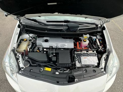 Used 2010 Toyota Prius Five FWD image 27