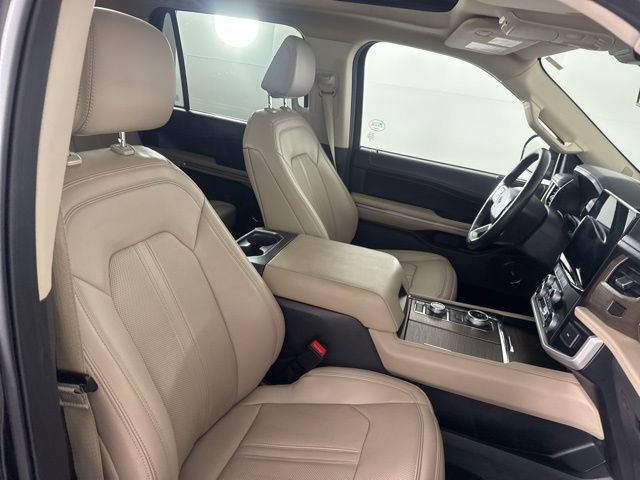 Used 2024 Ford Expedition Max Limited AWD/4WD image 16