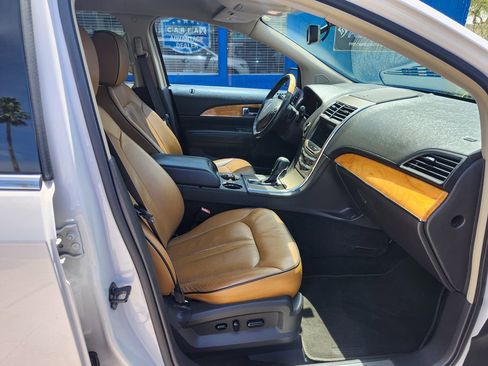 Used 2015 Lincoln MKX FWD w/ Equipment Group 101A image 17