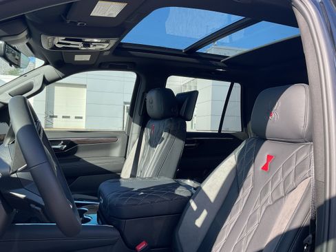 New 2026 Chevrolet Tahoe Premier image 5