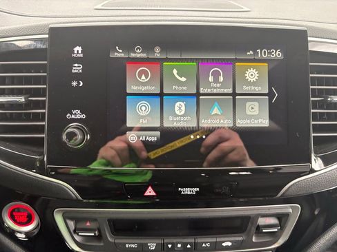 Used 2020 Honda Pilot Touring image 18