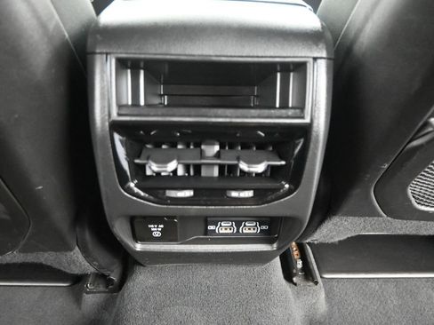 Used 2024 Jeep Grand Cherokee Altitude AWD/4WD image 30