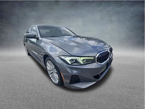 Used 2023 BMW 330i Sedan w/ Driving Assistance Package RWD image 3