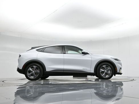 Certified 2021 Ford Mustang Mach-E Select image 47