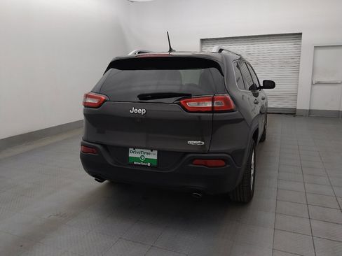 Used 2014 Jeep Cherokee Latitude w/ Comfort/Convenience Group image 7