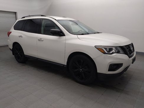 Used 2018 Nissan Pathfinder SL w/ Midnight Edition Package image 11