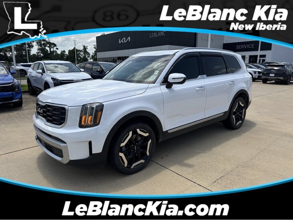 Certified 2024 Kia Telluride S w/ S Sunroof Package FWD image 1