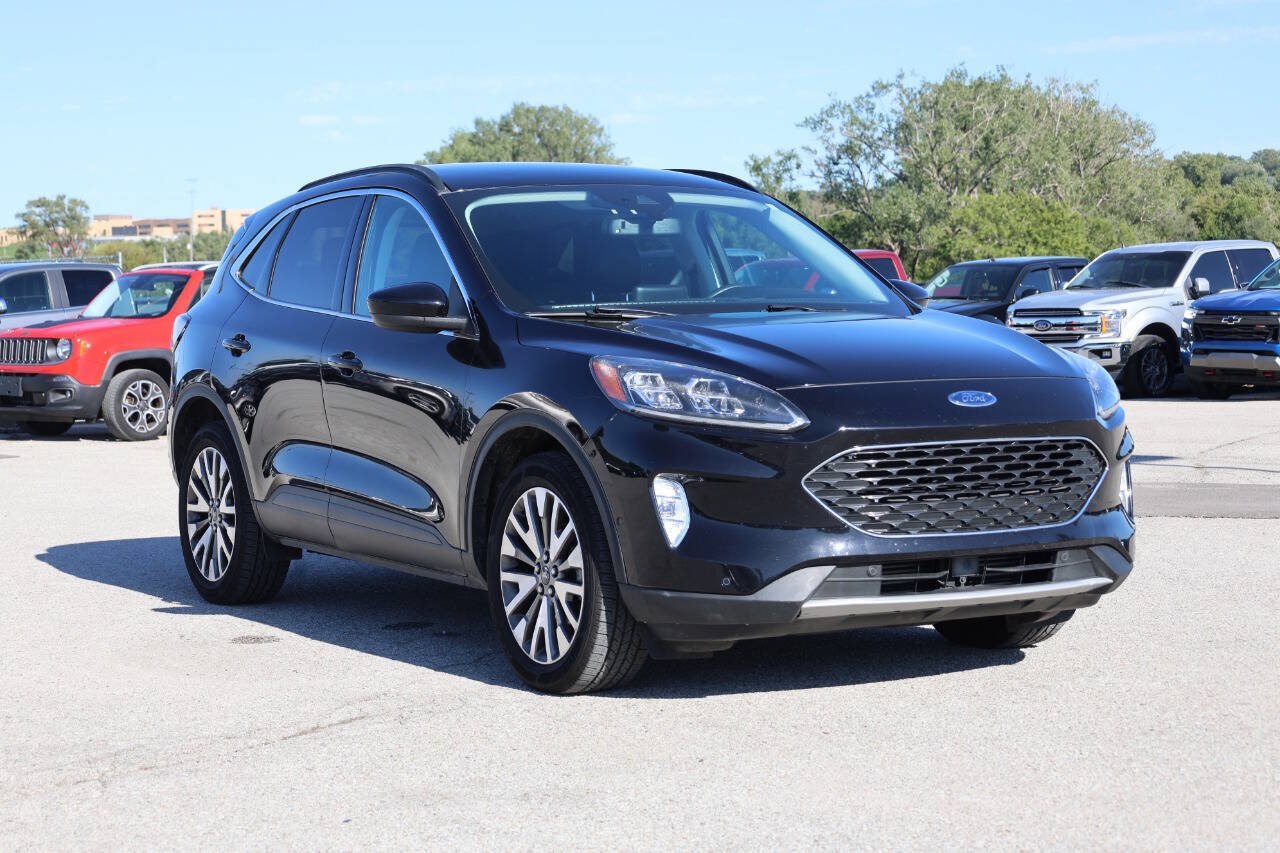 Used 2021 Ford Escape Titanium AWD/4WD image 4