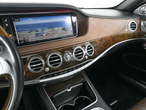 Used 2016 Mercedes-Benz Maybach S 600 image 19