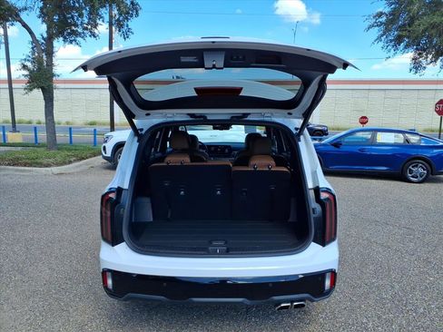 Used 2024 Kia Telluride EX X-Line image 26