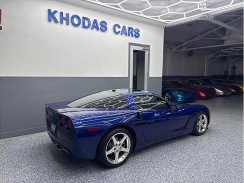 Used 2005 Chevrolet Corvette Coupe w/ Preferred Equipment Group image 9