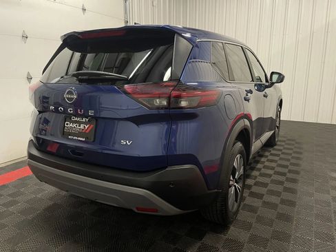 Used 2023 Nissan Rogue SV image 14
