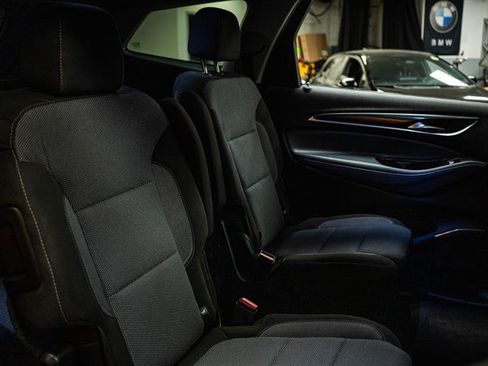 Used 2020 Buick Enclave Preferred w/ LPO, Luxury Package image 13