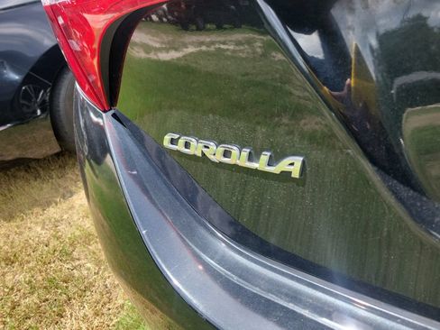 Used 2016 Toyota Corolla LE FWD image 20