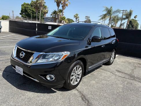 Used 2015 Nissan Pathfinder SL w/ SL Premium Package image 1