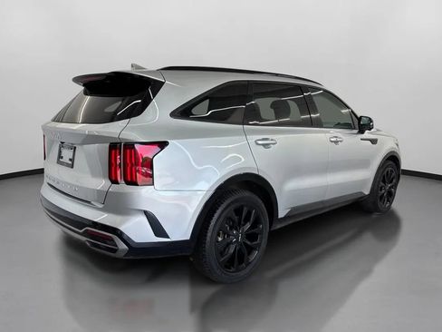 Used 2022 Kia Sorento SX FWD image 10