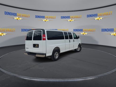 New 2026 Chevrolet Express 3500 LT w/ LT Preferred Equipment Group RWD image 11