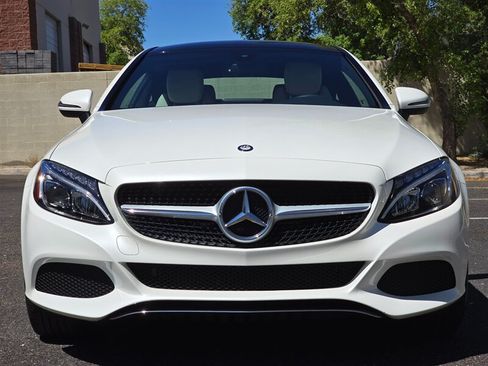 Used 2017 Mercedes-Benz C 300 Coupe image 4