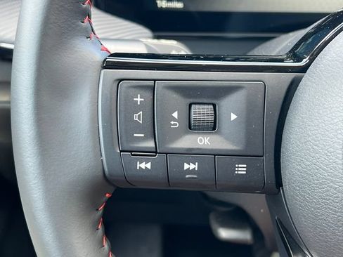 New 2026 Nissan Kicks SR w/ Cold Weather Package AWD/4WD image 16