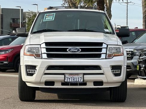 Used 2017 Ford Expedition XLT w/ Equipment Group 201A image 10