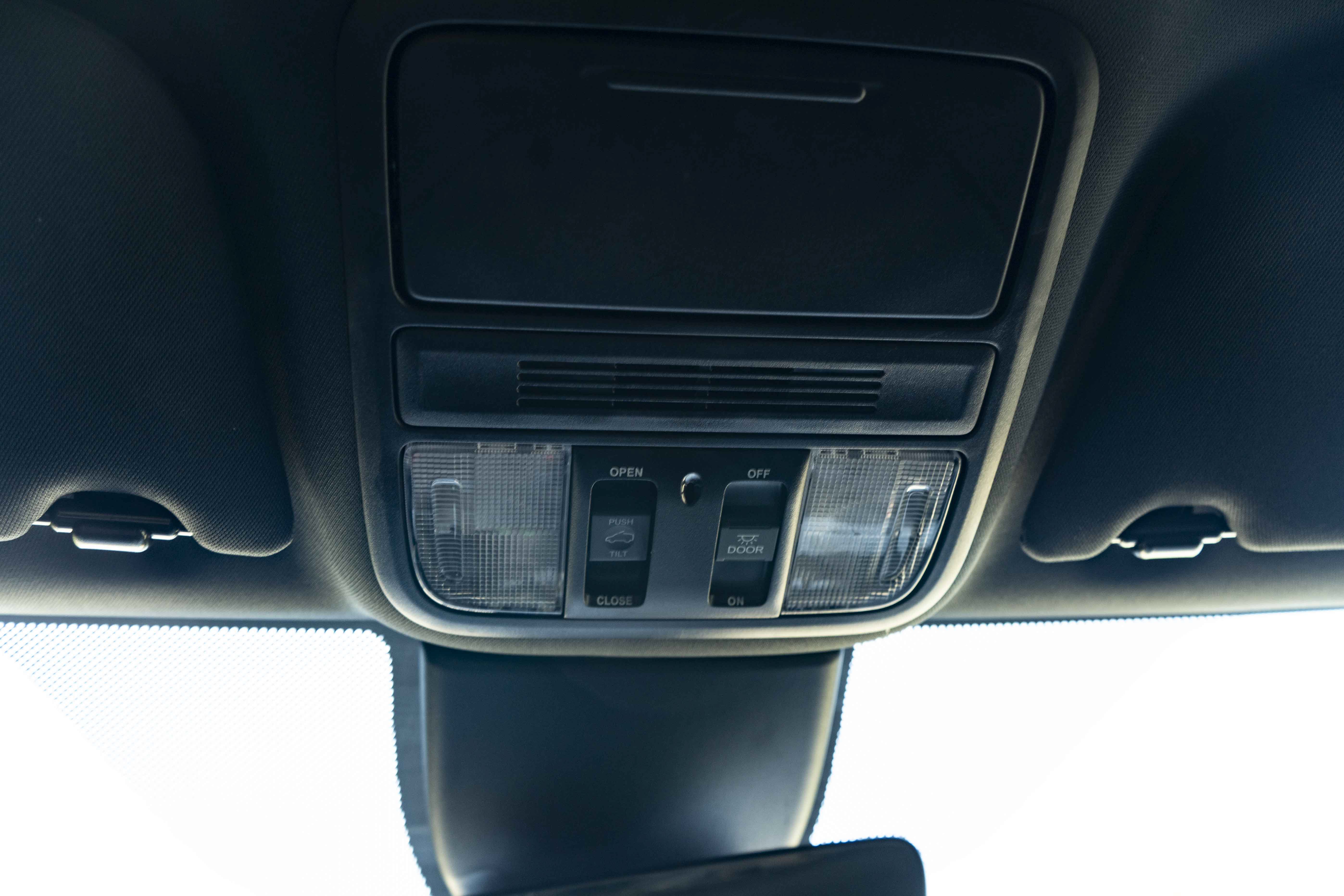 Used 2024 Honda Odyssey Sport image 34