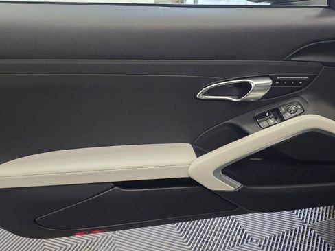 Certified 2025 Porsche 718 Cayman S image 30